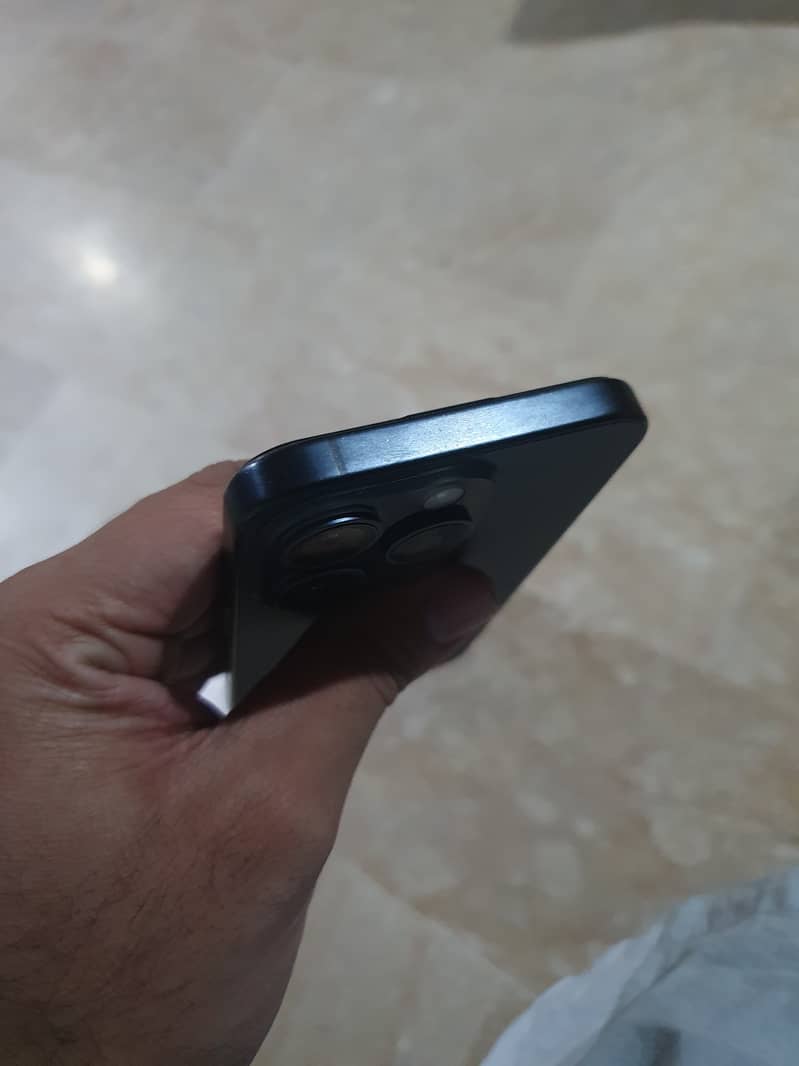 Apple iPhone 15 Pro 5