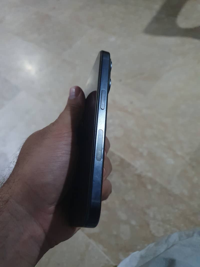 Apple iPhone 15 Pro 7