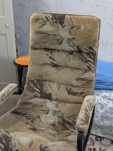 Executive Revolving Office Chair