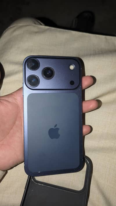 iPhone XR MDM