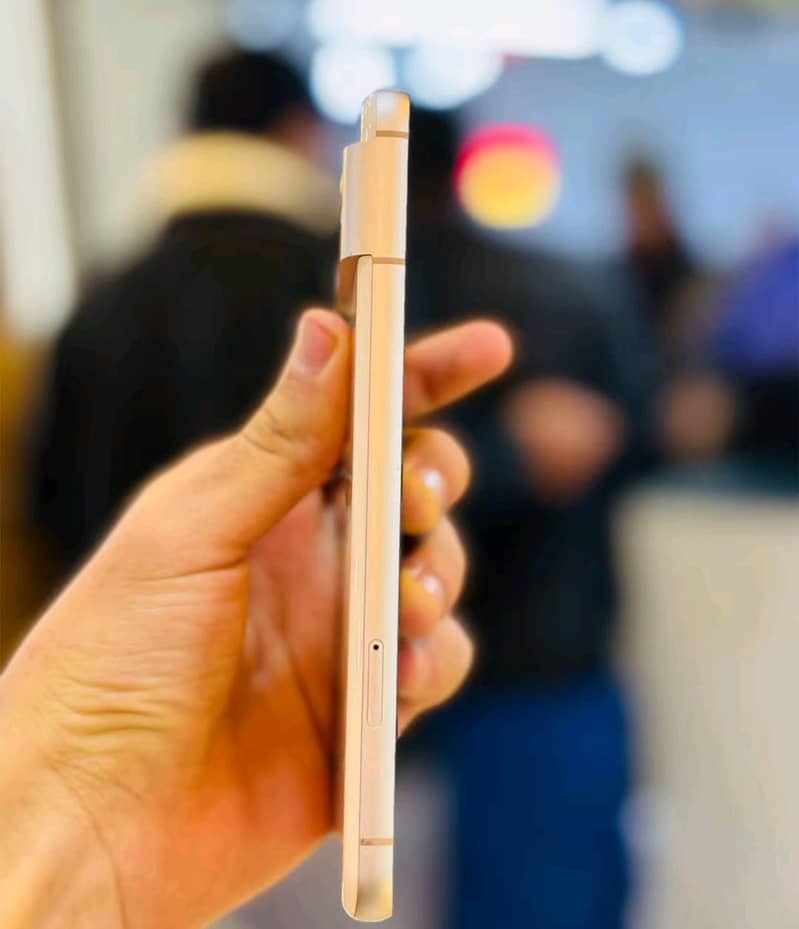 Google Pixel 8 3