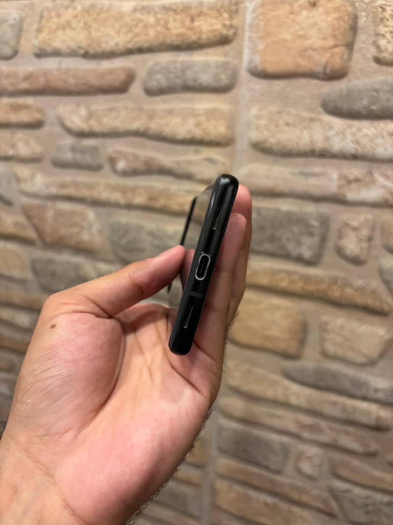 Google Pixel 6a 4