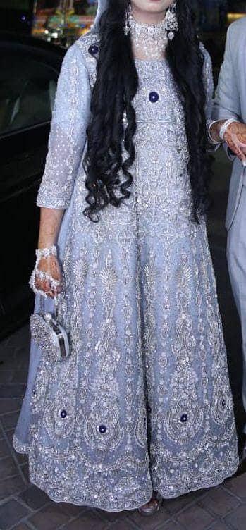 bridal dress/wedding dress/party wear maxi