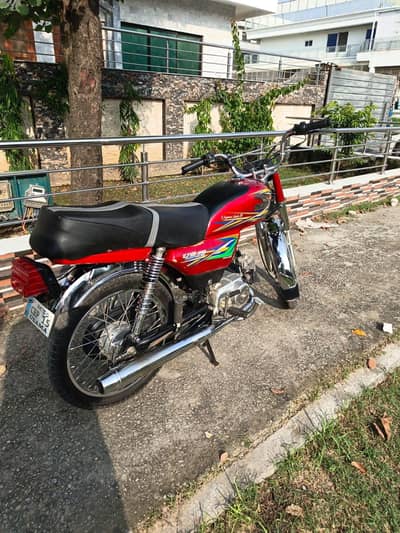 UNITED 70CC