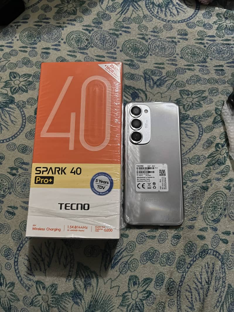 Tecno spark 40 pro plus 0