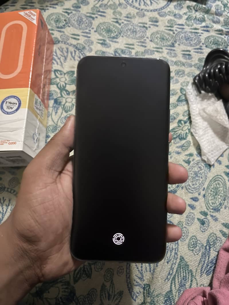 Tecno spark 40 pro plus 4