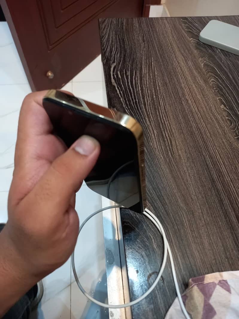 Iphone 13 pro 0