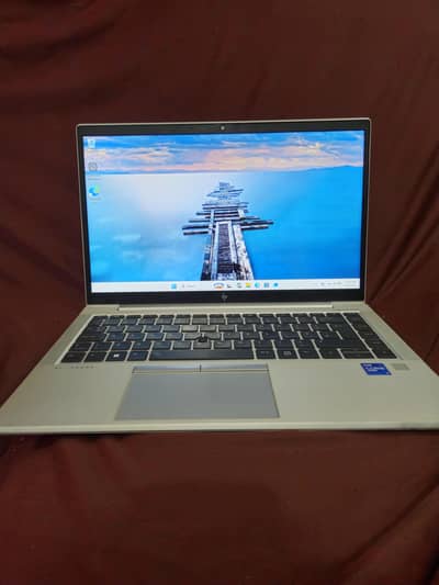 HP EliteBook 840 G8 — i7 11th Gen | 8GB | 256GB SSD