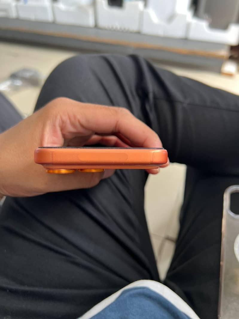 Apple iPhone 17 Pro Max 2