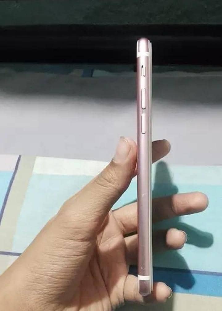 Apple iPhone 6S Plus 3