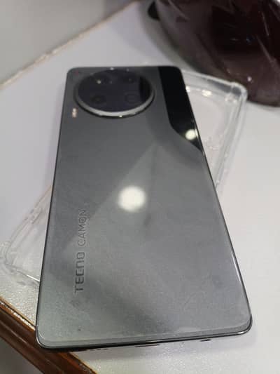 Tecno CAMON 30 12/256GB