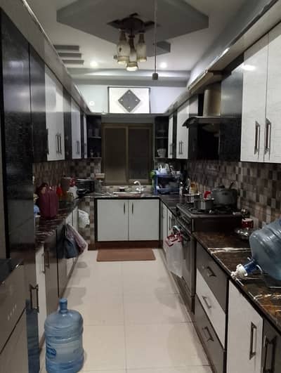 Spacious Prime Location 240 Square Yards House Available For sale In Federal B Area - Block 9