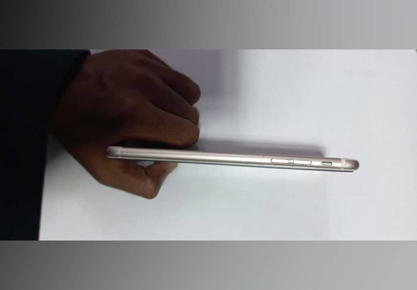 iPhone 6S Plus 2