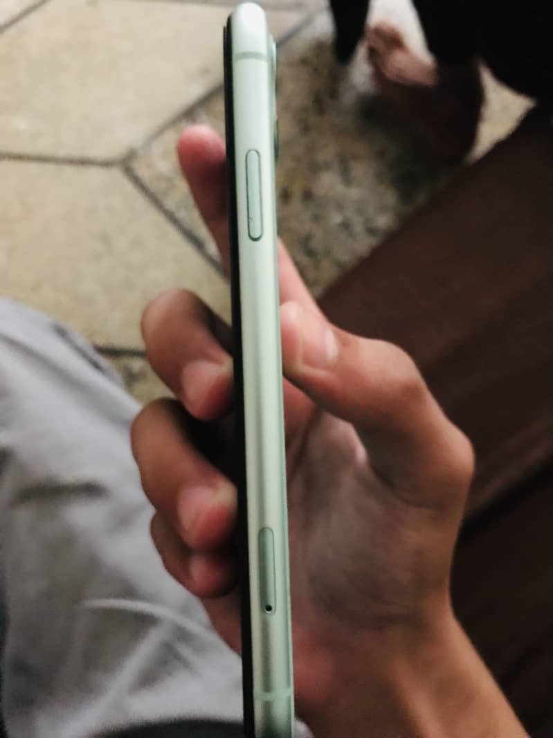 Apple iPhone 11 2