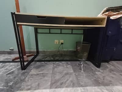 Interwood Computer Table Profine Office Chair