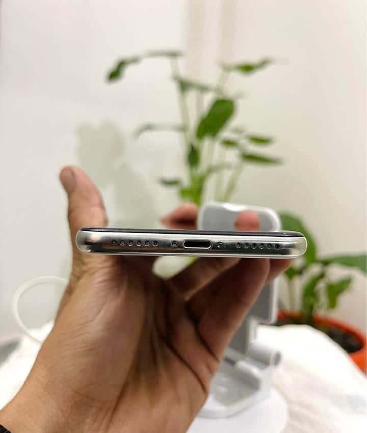 Apple iPhone X 1