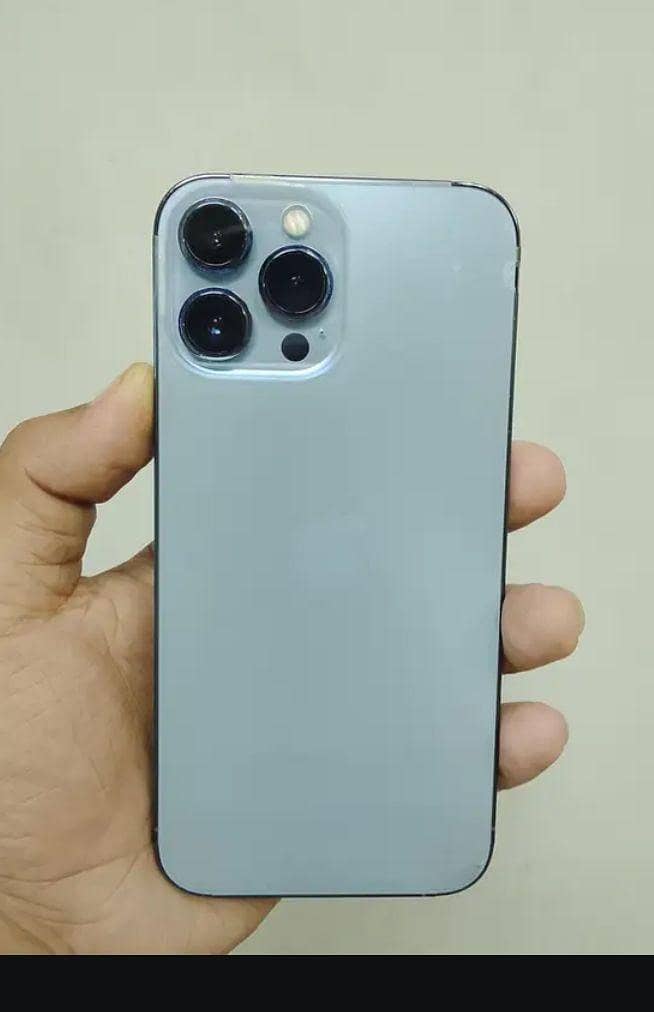 Apple iPhone 13 Pro 2
