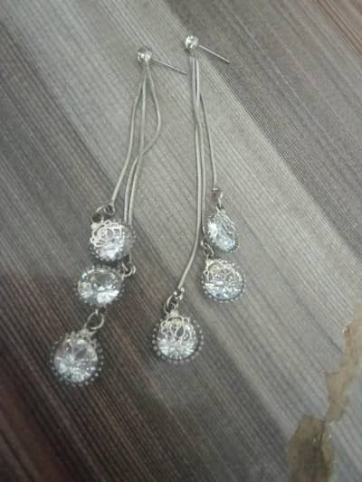 beautiful silver colour Earnings