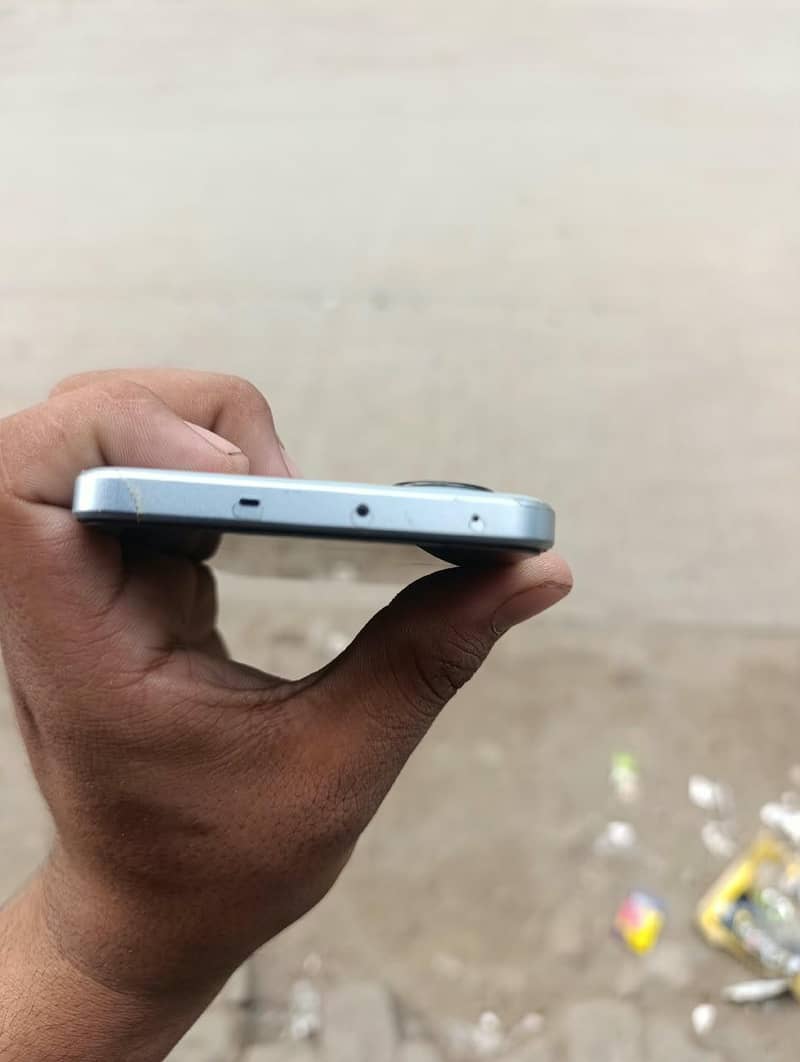 One Plus Ace 2V 6