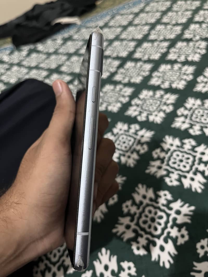 Google Pixel 7a 4