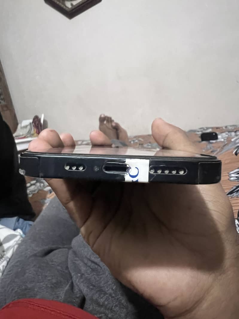 Apple iPhone 14 0