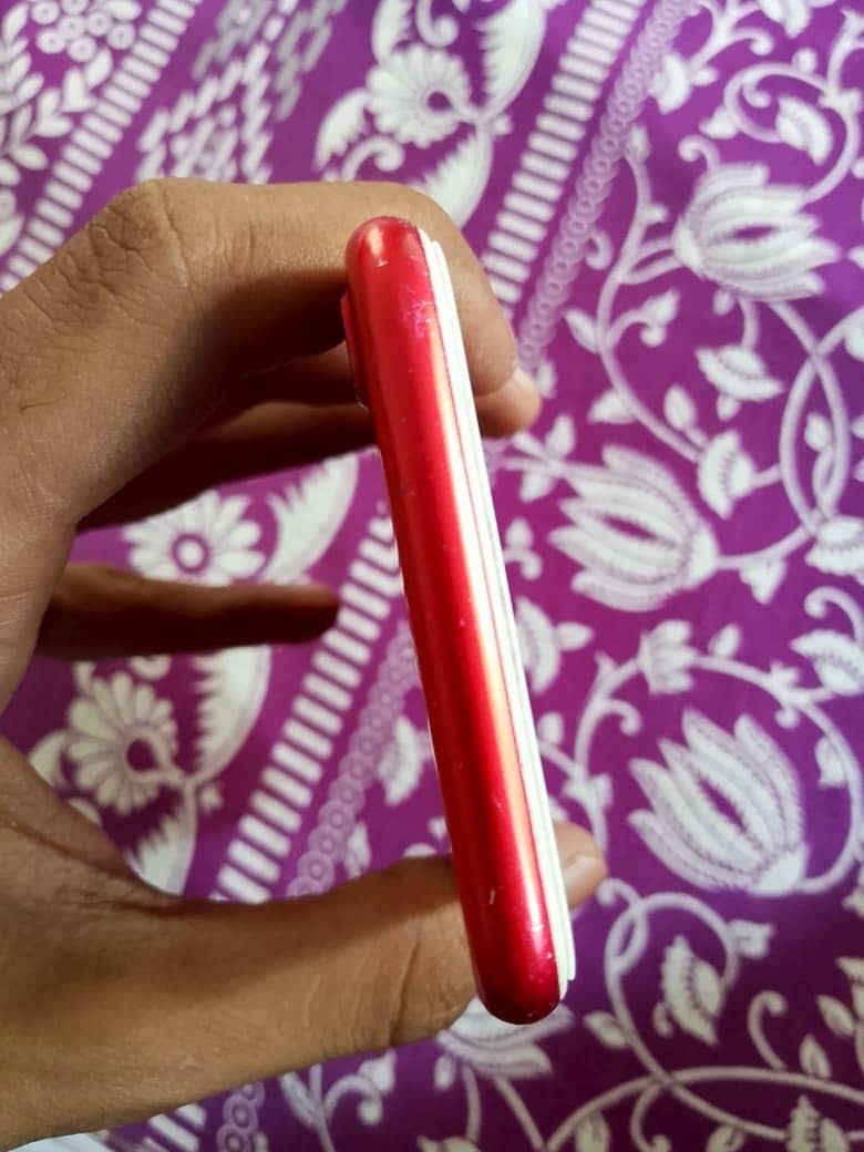 Apple iPhone 7 4