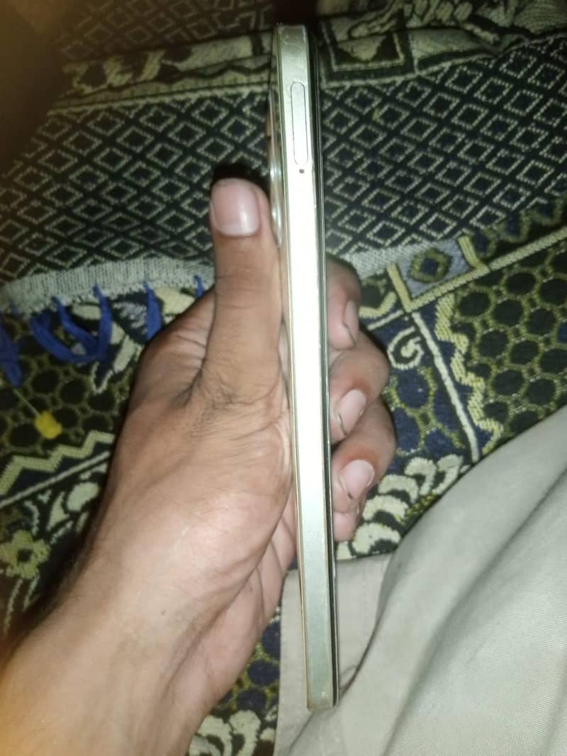Realme C53 1