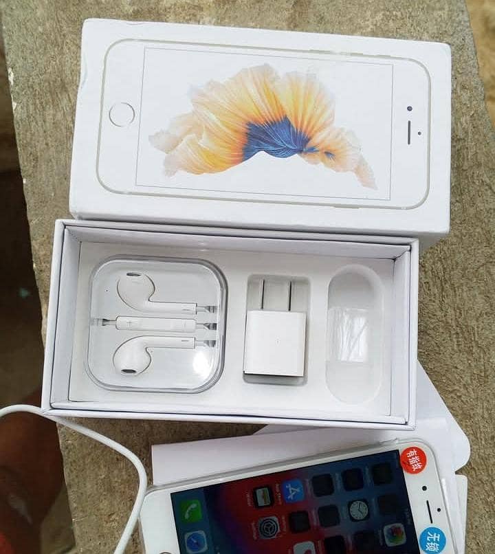 Apple iPhone 6S Plus 1