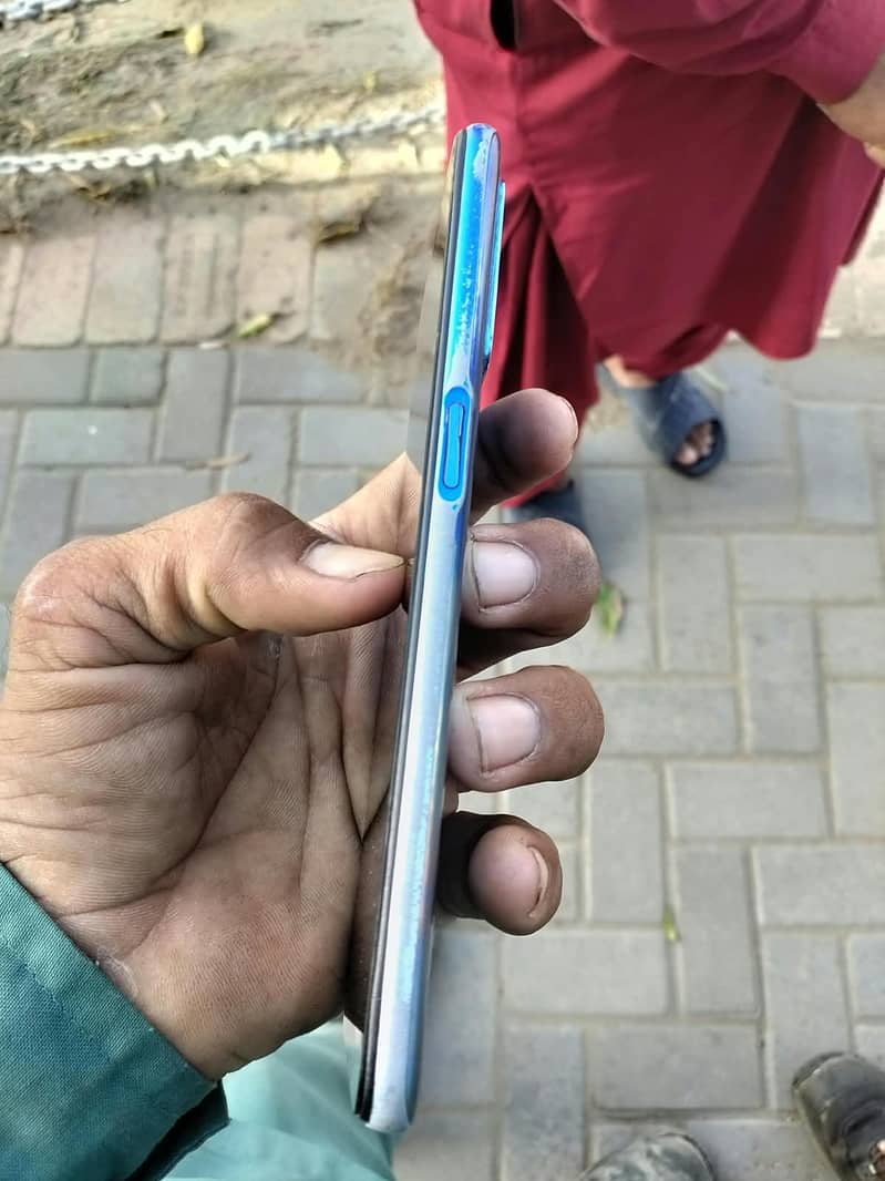 OPPO A54 3