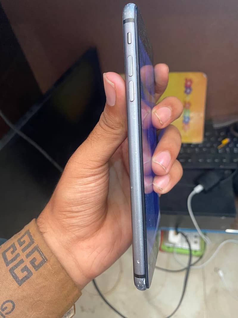 Apple iPhone 8 Plus bypass 1