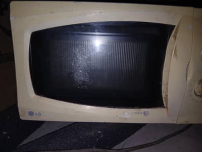 LG HOME USE Microwave oven.