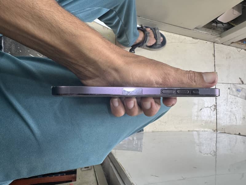 Apple iPhone 14 Pro Max 2