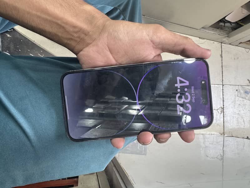 Apple iPhone 14 Pro Max 3