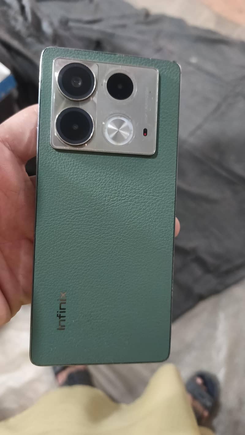 Infinix Note 40 1
