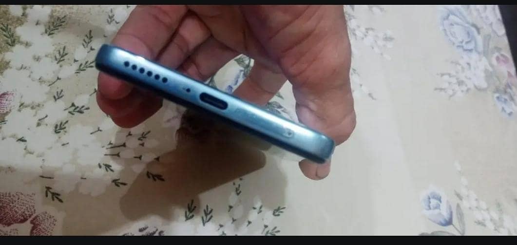 Xiaomi Redmi Note 12 Pro 3