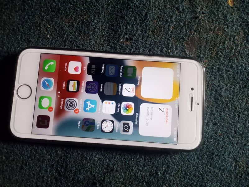 Apple iPhone 6S 4