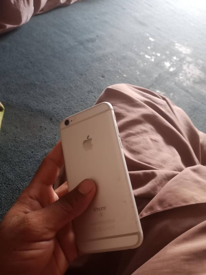 Apple iPhone 6S 6