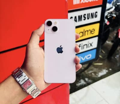 Apple iPhone 13