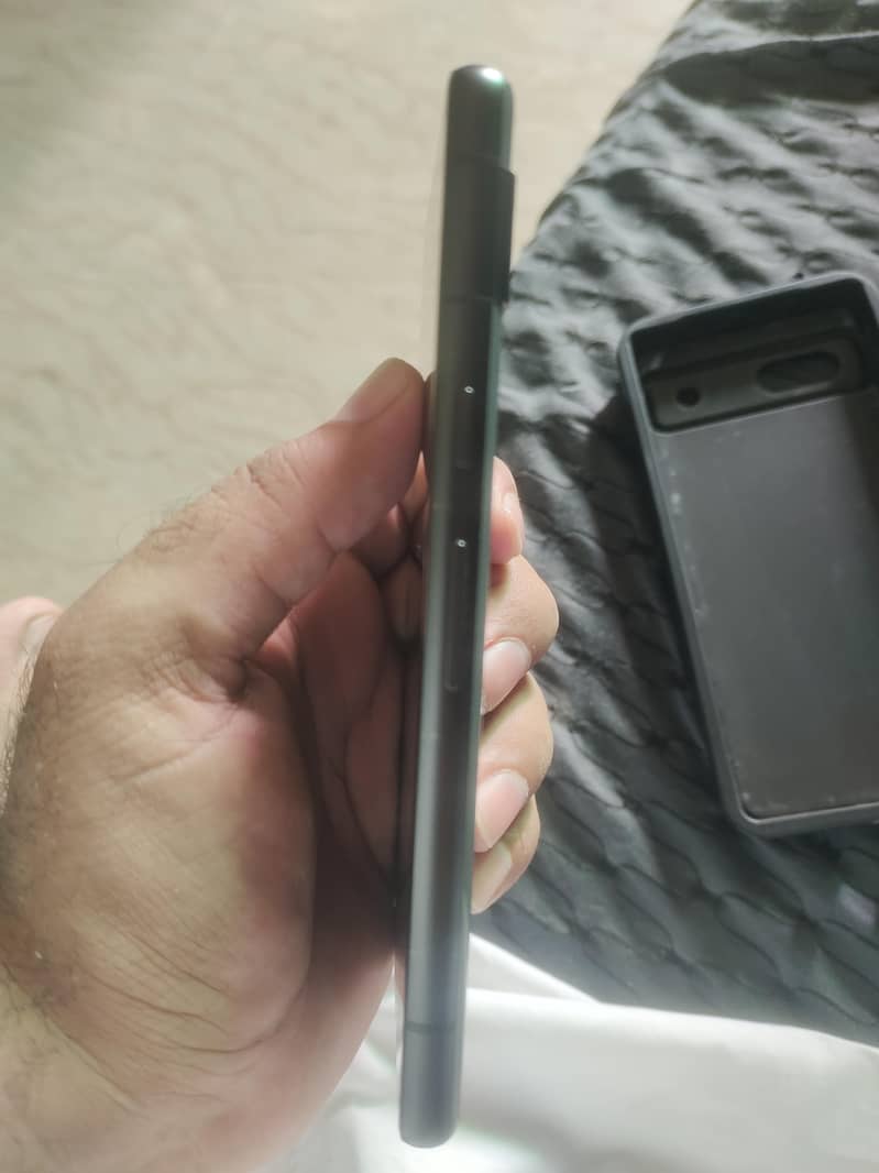 google pixel 7a 3