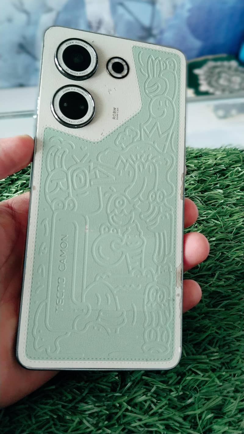 Tecno CAMON 20 0