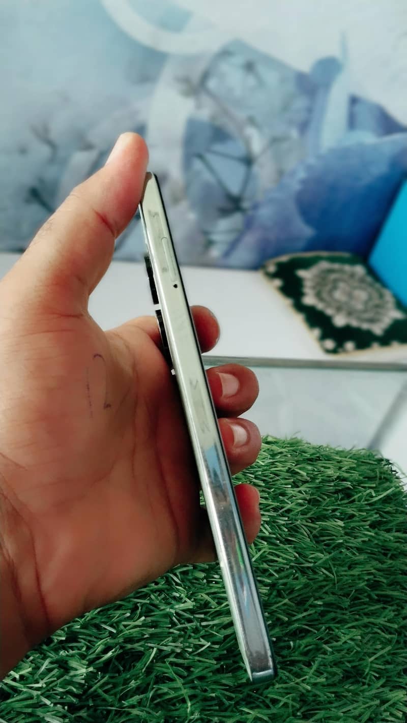 Tecno CAMON 20 2