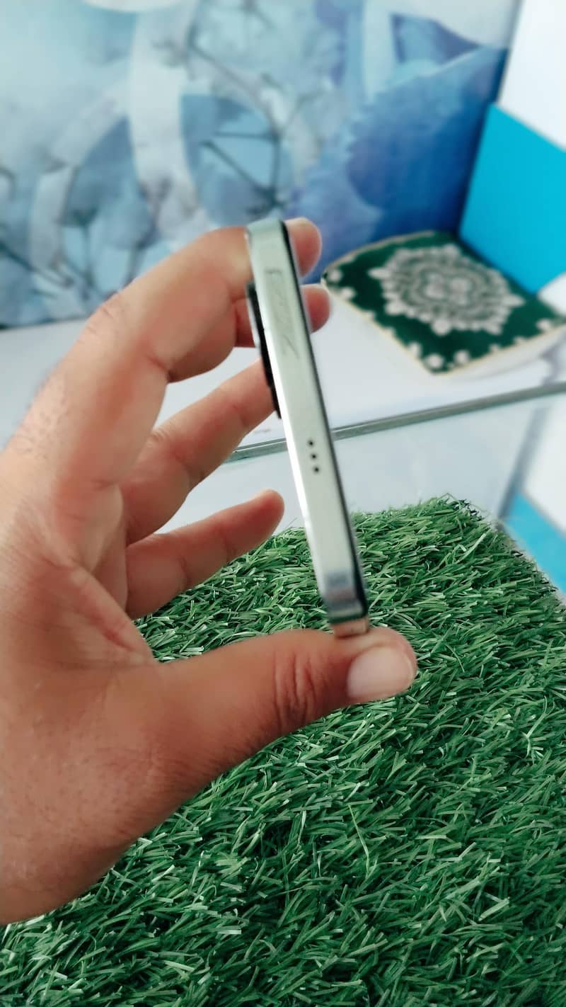 Tecno CAMON 20 4