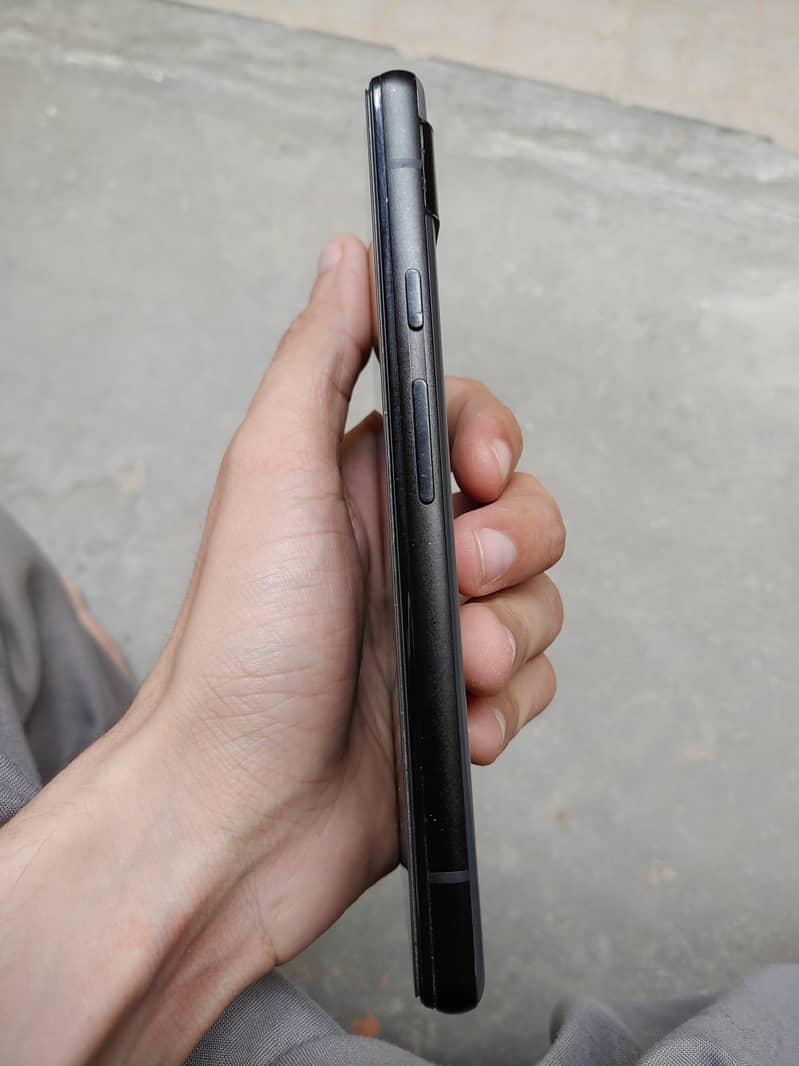Google pixel 6a 3