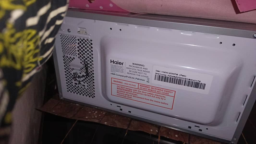 microwave oven 1