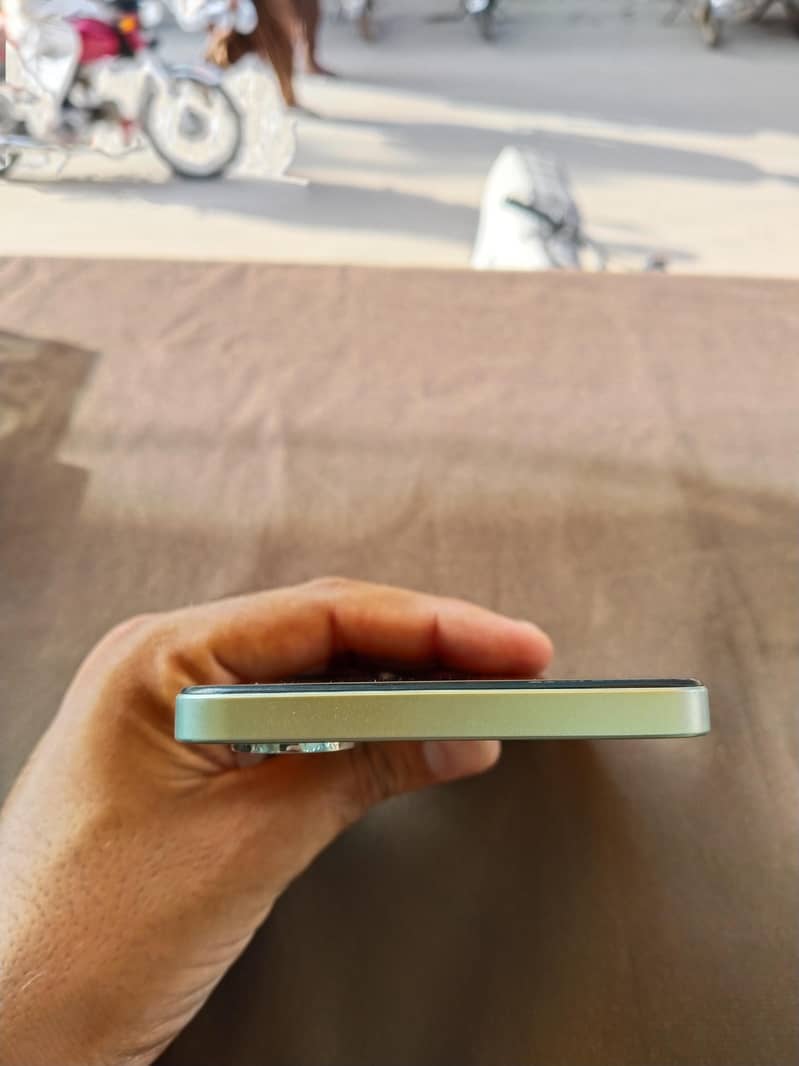Realme Note 60x 3
