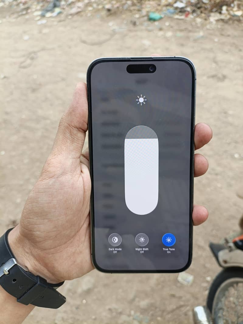 Apple iPhone 14 Pro Max 3