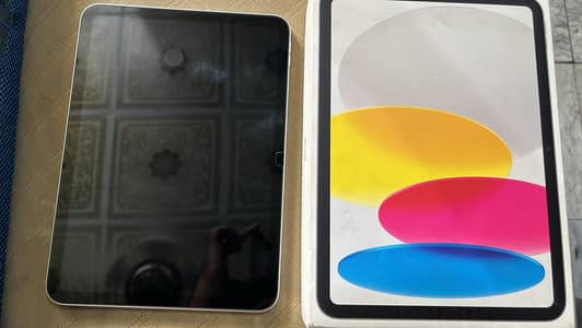 IPAD A16 2025 11inches 10/10 Only 24 Cycles with Apple Warranty