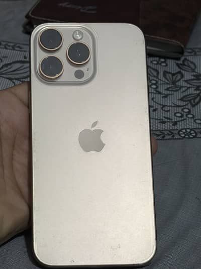 Apple iPhone 16 Pro Max