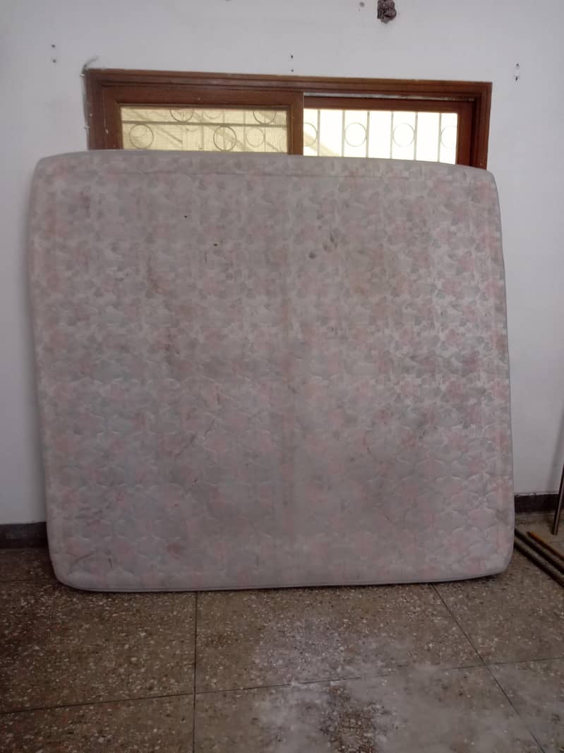 spring bed mattress 0