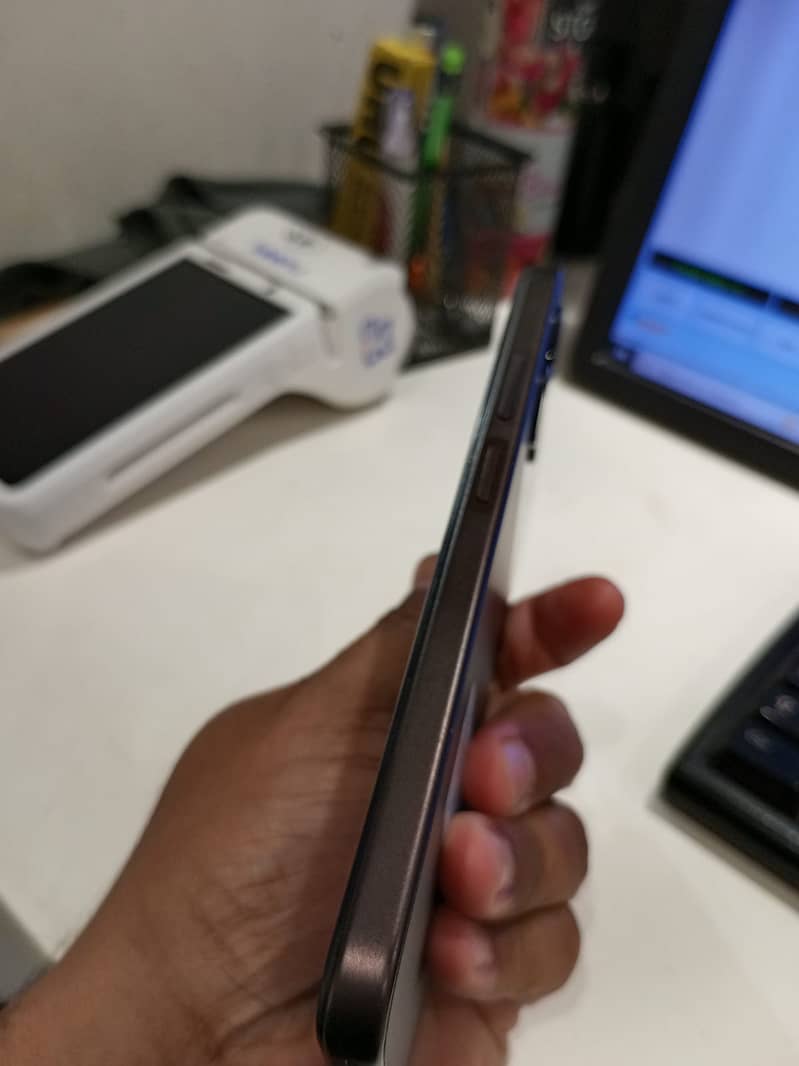 oppo A6c 4